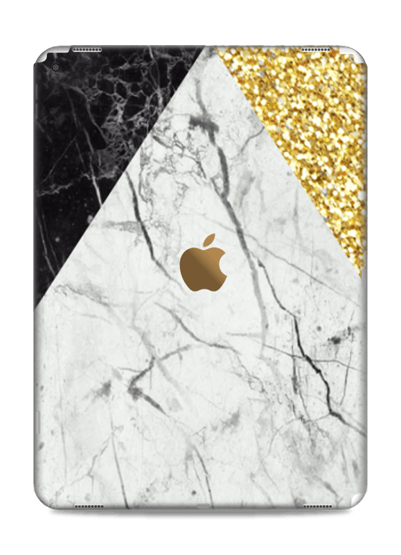 A mix of marbles and gold glitter printed on a fabulous skin!