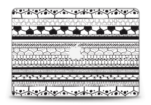 Mustat raidat tarrakuori MacBook Pro Retina 15” 2015